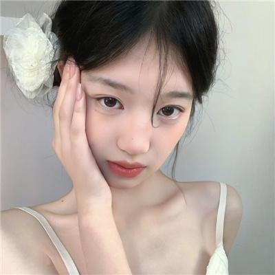 圈子里的男孩